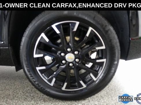Used 2024 Chevrolet Traverse RS FWD image 35