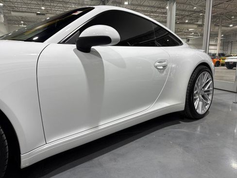 Used 2014 Porsche 911 Carrera image 22