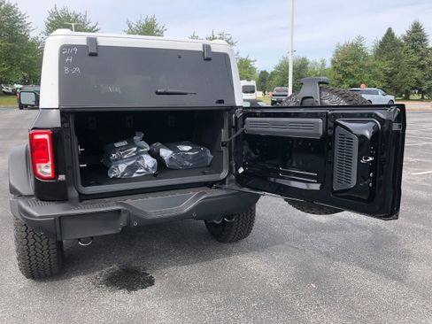 New 2025 Ford Bronco Heritage Edition image 34