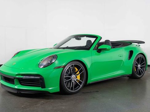 Used 2021 Porsche 911 Turbo S image 4