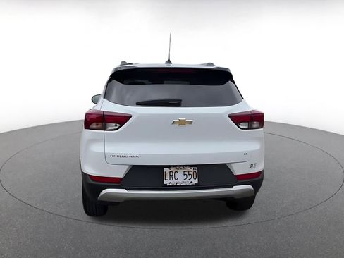 Used 2025 Chevrolet TrailBlazer LT image 12