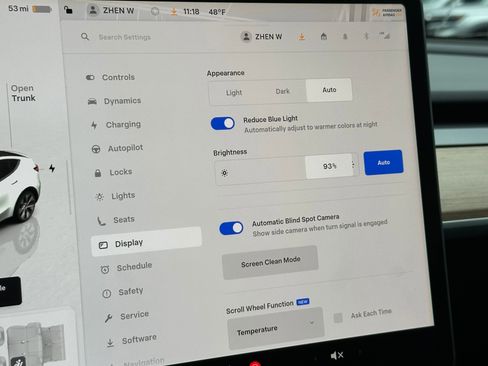 Used 2022 Tesla Model Y Long Range image 30