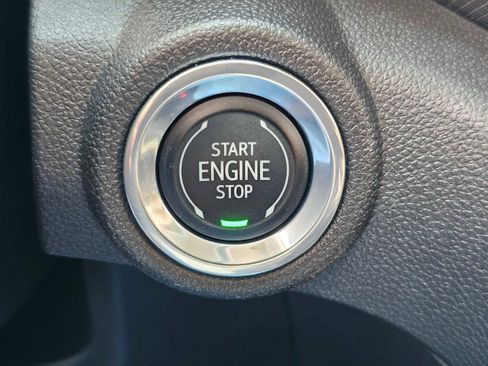 Used 2023 Chevrolet TrailBlazer LT w/ Convenience Package FWD image 29