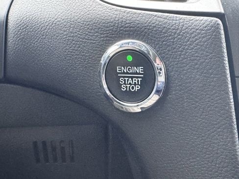 Used 2015 Ford Edge SEL w/ Equipment Group 201A image 6