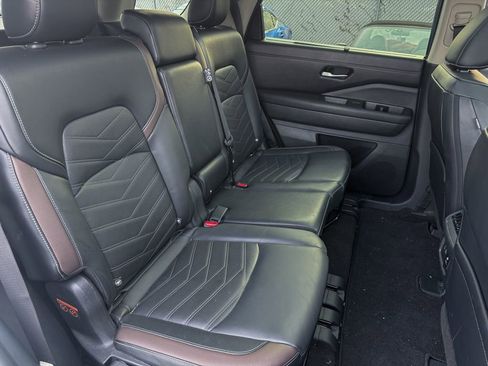 Certified 2024 Nissan Pathfinder Platinum w/ Cargo Package image 18