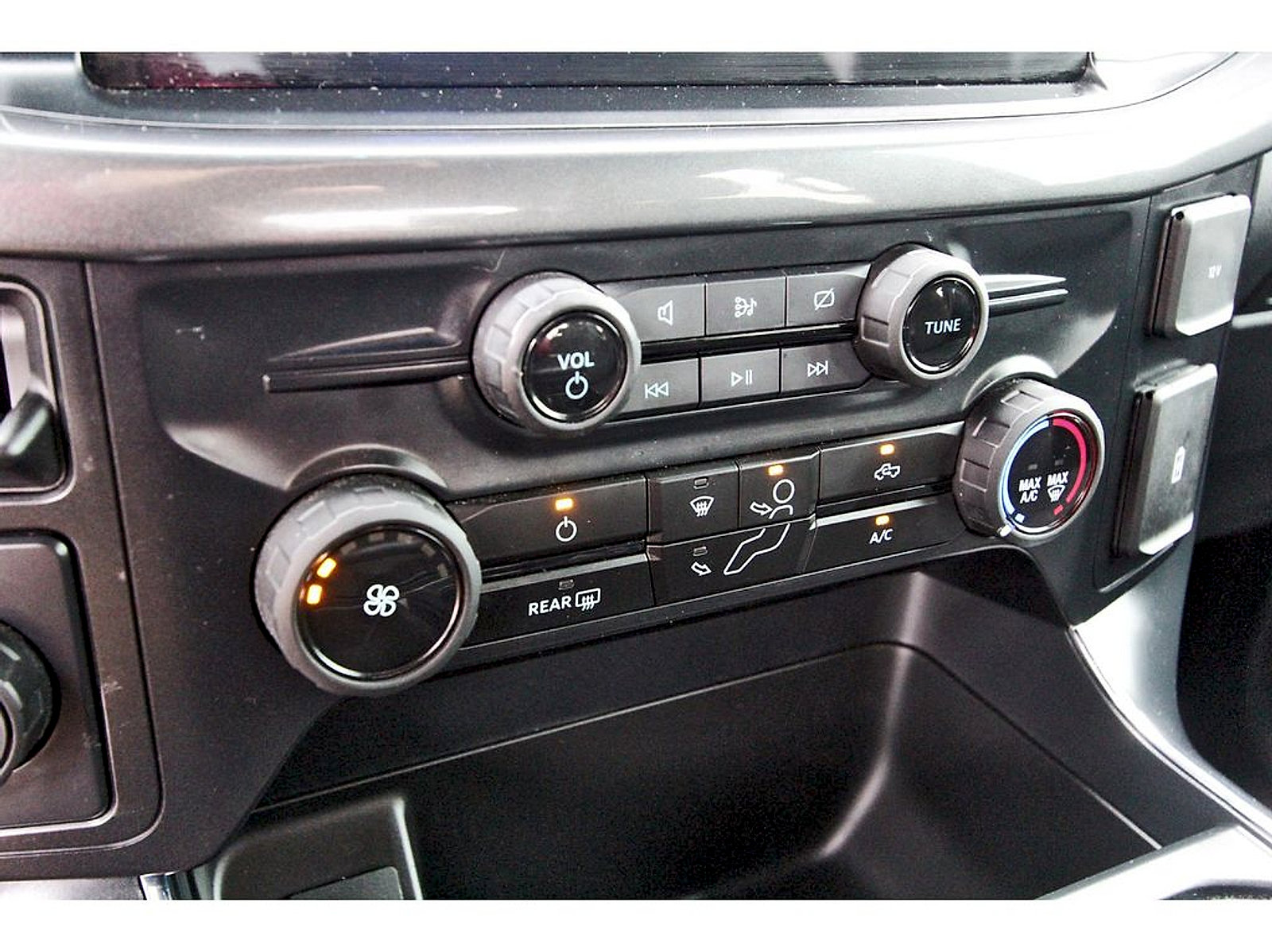 Used 2024 Ford F150 STX RWD image 23