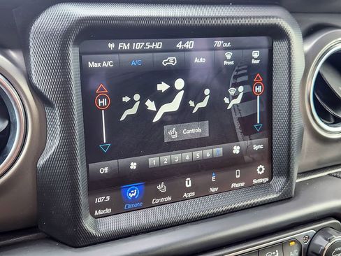 Used 2023 Jeep Wrangler Unlimited Rubicon w/ Xtreme 35 Tire Package image 13