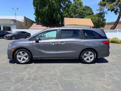 Used 2019 Honda Odyssey EX image 8