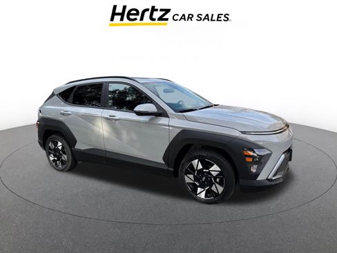 Used 2025 Hyundai Kona SEL image 1