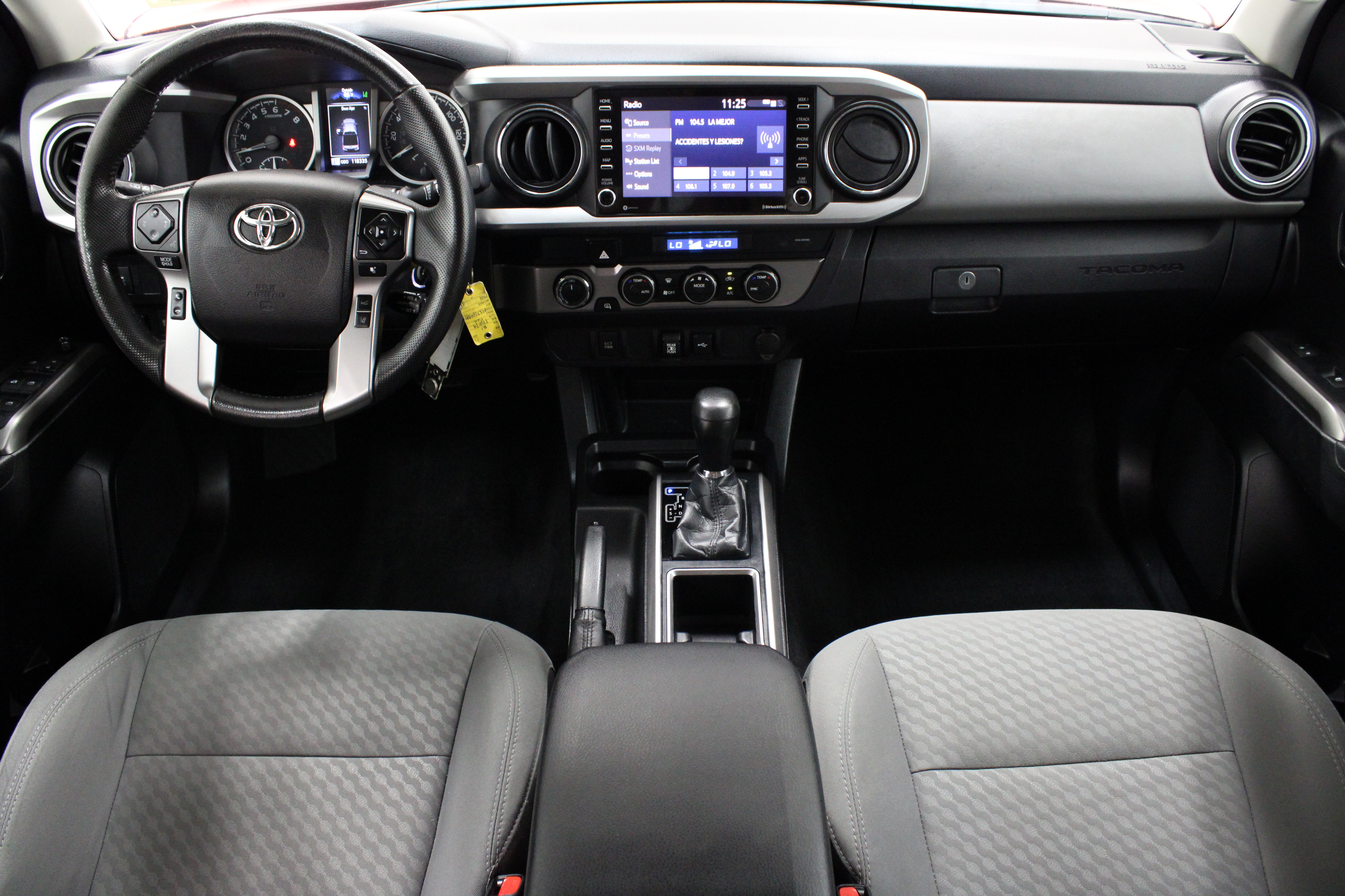 Used 2021 Toyota Tacoma SR5 AWD/4WD image 28