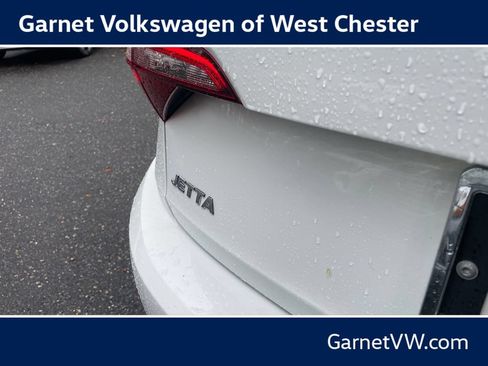 Used 2021 Volkswagen Jetta SEL FWD image 17