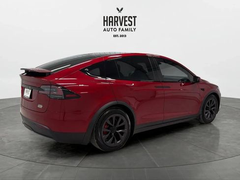 Used 2024 Tesla Model X Plaid image 7