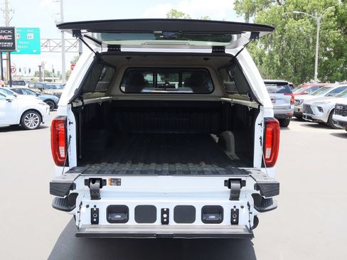 Certified 2022 GMC Sierra 3500 Denali w/ Technology Package AWD/4WD image 28