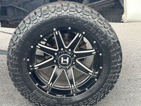 Used 2016 Ford F250 Lariat w/ Lariat Ultimate Package image 11