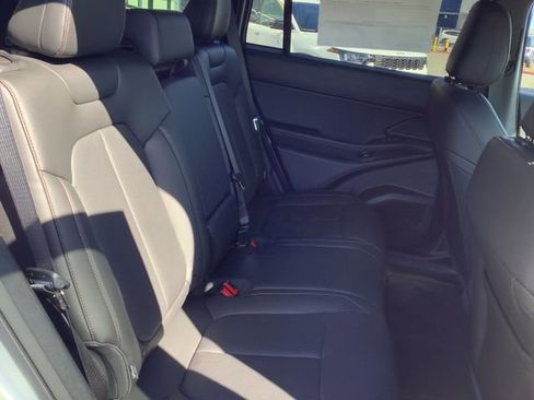 New 2026 Jeep Cherokee Limited image 33