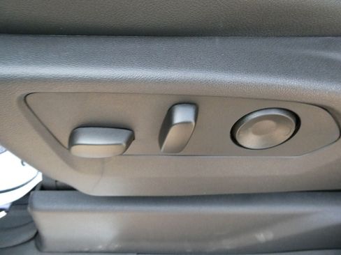 New 2026 Chevrolet Silverado 1500 LT Trail Boss w/ Convenience Package II AWD/4WD image 17