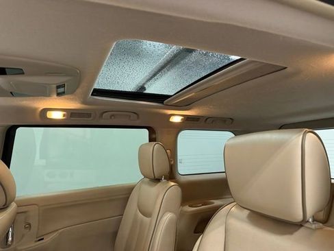 Used 2015 Nissan Quest SL image 34