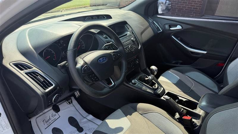 Used 2017 Ford Focus ST FWD image 26