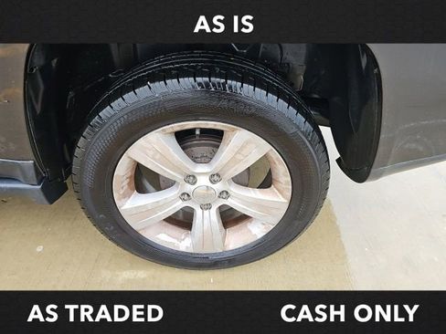 Used 2016 Jeep Compass Latitude FWD image 8
