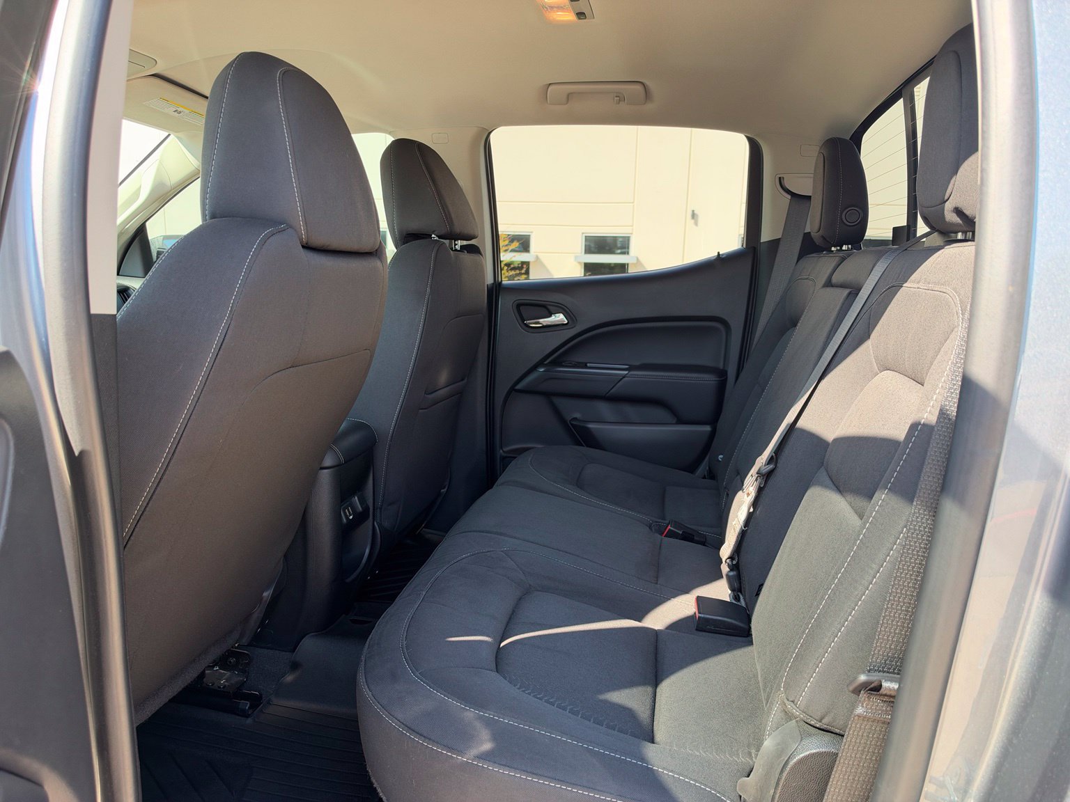Used 2020 GMC Canyon SLE w/ Driver Alert Package AWD/4WD image 17