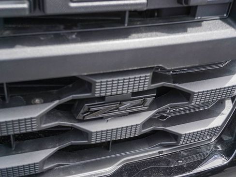 New 2026 Chevrolet Silverado 1500 Custom Trail Boss w/ Midnight Edition AWD/4WD image 11