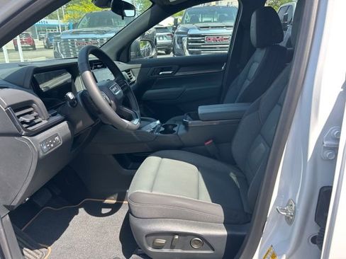 New 2026 GMC Terrain AT4 w/ Convenience Package III AWD/4WD image 8