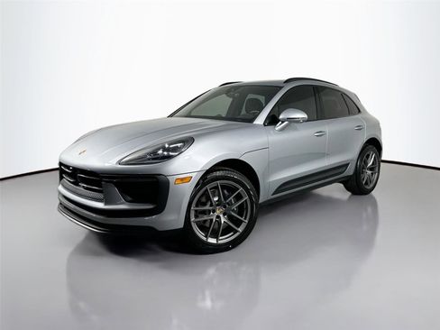 Used 2026 Porsche Macan Turbo AWD/4WD image 1
