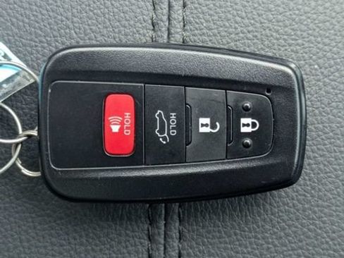 Used 2021 Toyota RAV4 Limited w/ Limited Grade Weather Package AWD/4WD image 35