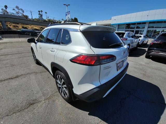 Used 2024 Toyota Corolla Cross XLE w/ Convenience Package FWD image 6