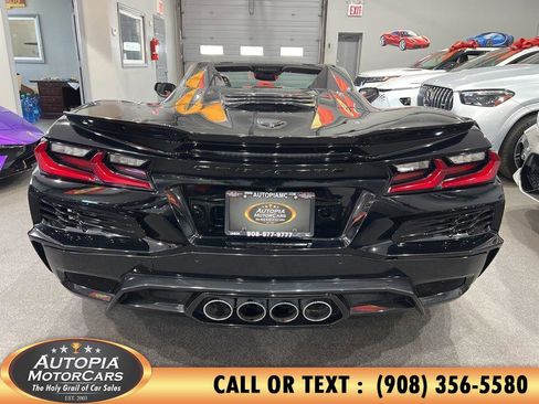 Used 2025 Chevrolet Corvette Z06 RWD image 5