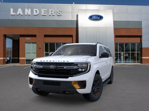 New 2025 Ford Expedition Tremor image 2