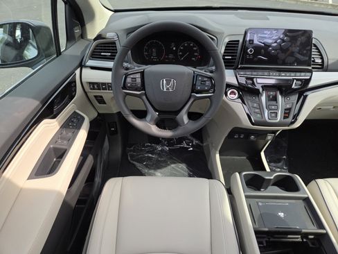 New 2026 Honda Odyssey Touring image 26