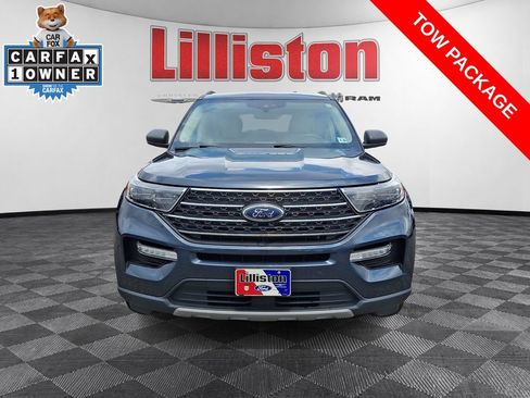 Used 2022 Ford Explorer XLT w/ Equipment Group 202A AWD/4WD image 2