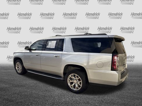 Used 2016 GMC Yukon XL SLT w/ Open Road Package image 8