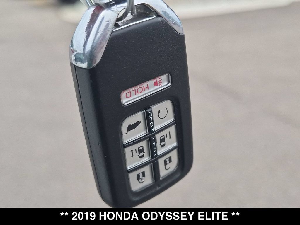 Used 2019 Honda Odyssey Elite image 30