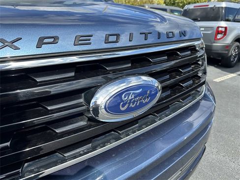 Certified 2019 Ford Expedition Limited w/ Equipment Group 303A image 10