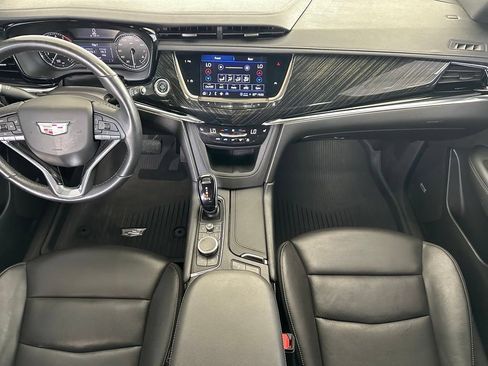 Used 2022 Cadillac XT6 Premium Luxury FWD image 15