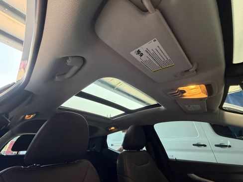 Used 2023 Chevrolet Bolt EUV Premier w/ Sun & Sound Package FWD image 27