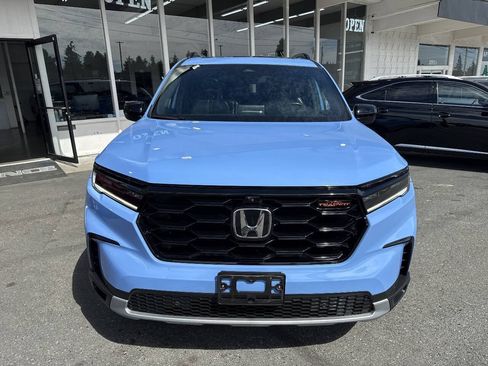 Used 2024 Honda Pilot TrailSport image 12