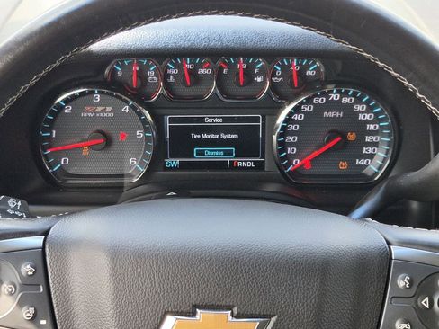 Used 2020 Chevrolet Suburban LT AWD/4WD image 16
