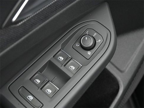 New 2025 Volkswagen GTI SE image 21