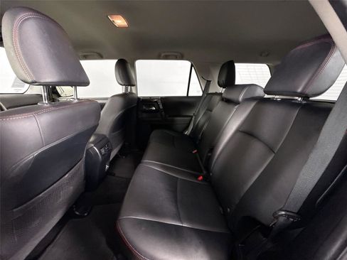 Certified 2024 Toyota 4Runner TRD Off-Road Premium image 30