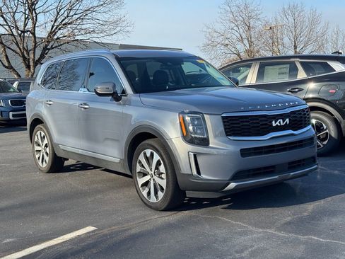 Used 2022 Kia Telluride EX w/ EX Premium Package image 1