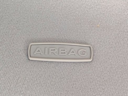 Used 2018 Ford Transit 250 148 Medium Roof RWD image 13