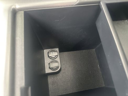 Used 2024 Hyundai Palisade Calligraphy image 29