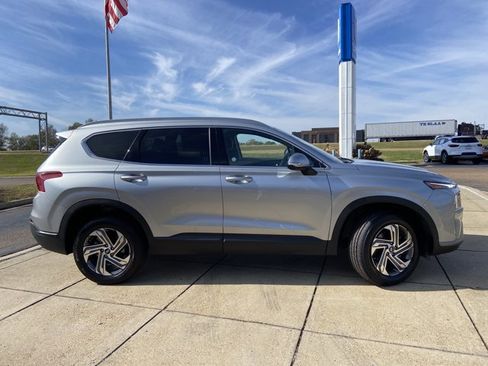 Used 2023 Hyundai Santa Fe SEL image 12