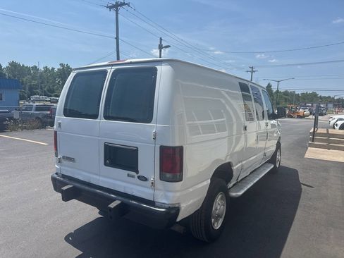 Used 2009 Ford E-250 and Econoline 250 image 4