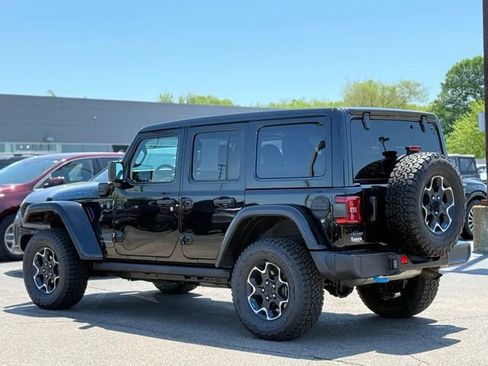 Used 2023 Jeep Wrangler Unlimited Rubicon 4xe w/ Cold Weather Group AWD/4WD image 46