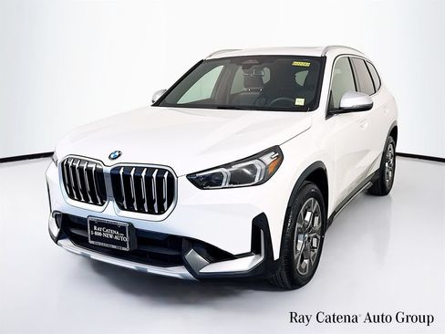 Used 2023 BMW X1 xDrive28i w/ Convenience Package AWD/4WD image 3