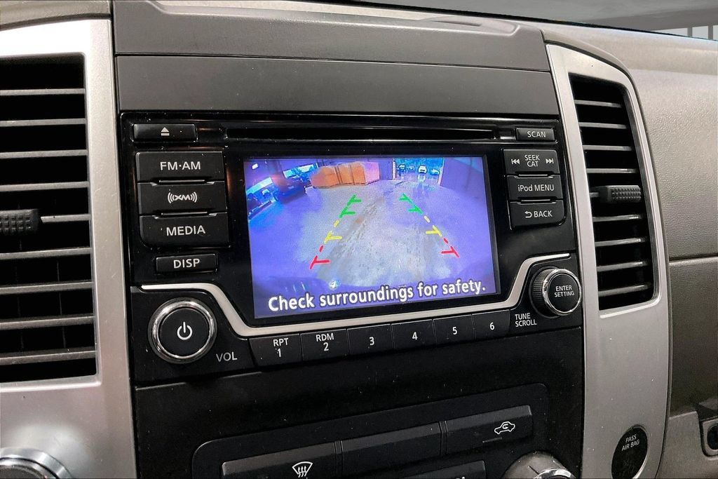 Used 2018 Nissan Frontier SV AWD/4WD image 15